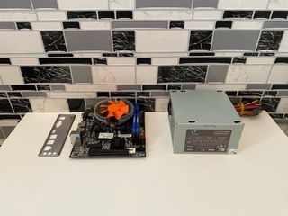 Placa base + Fuente ATX 
