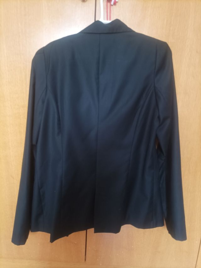 Chaqueta negra Bershka - talla L