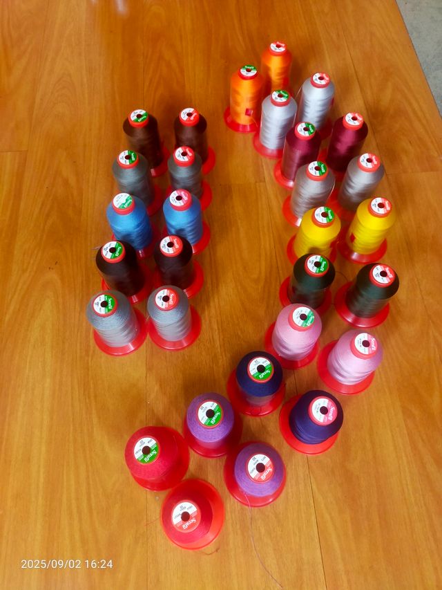 Hilos Serafil - 30 carretes Varios colores