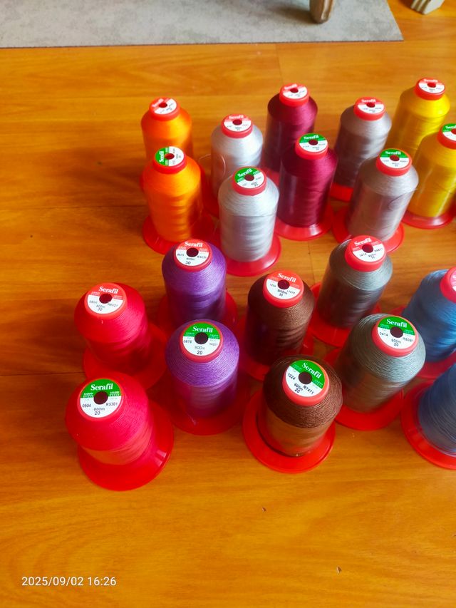 Hilos Serafil - 30 carretes Varios colores