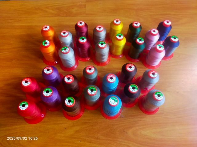 Hilos Serafil - 30 carretes Varios colores