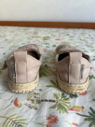 Zapato Feroz rosa palo talla 25