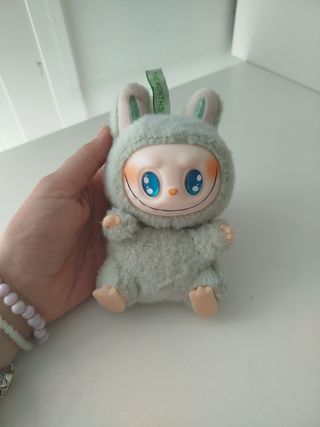 Labubu verde