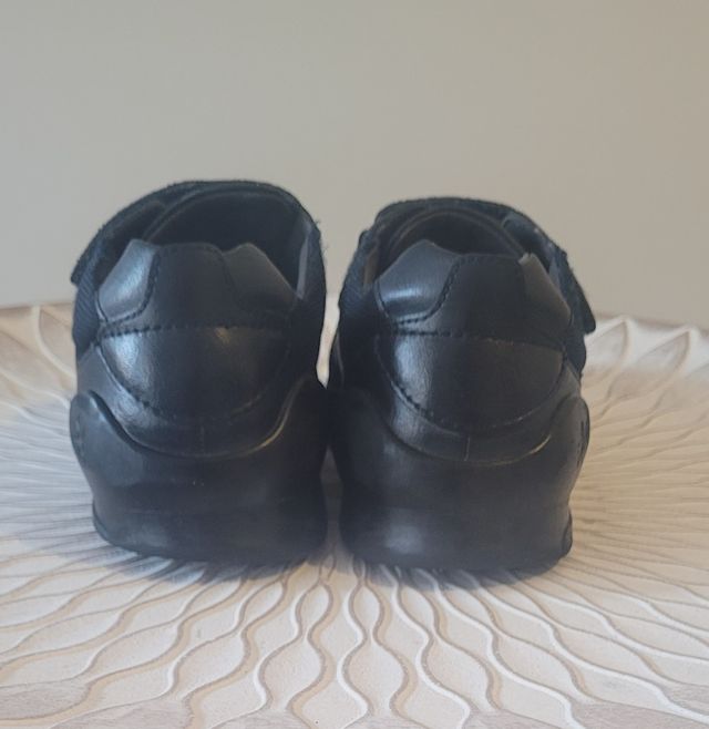 Zapatos Biomecanics colegiales