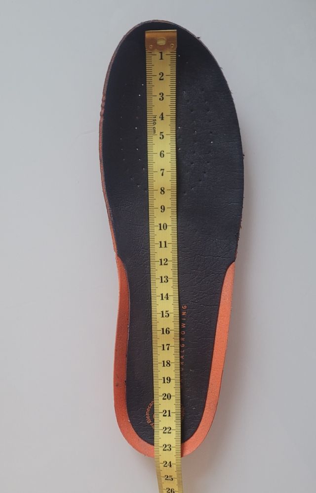 Zapatos Biomecanics colegiales