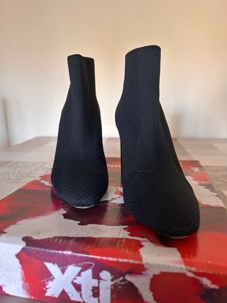 Botines Zara negros