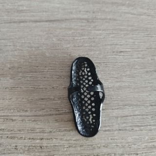 Anillo negro estilo malla
