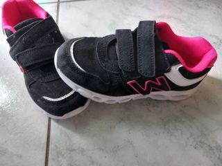 Scarpe sportive bimbo/a con luci