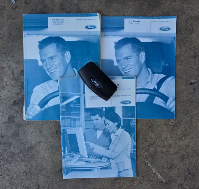 FORD FIESTA 1.2 i 82 CV AÑO 2011