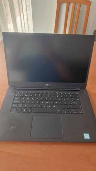 Portátil Dell XPS 9570, 15", i7, 32GB, 500GB SSD