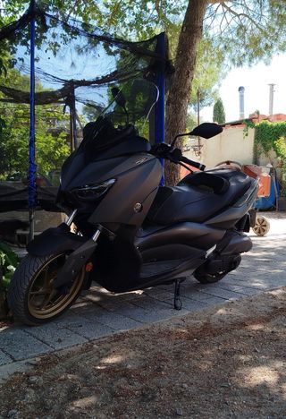 Yamaha XMAX 125 techmax- Moto Scooter
