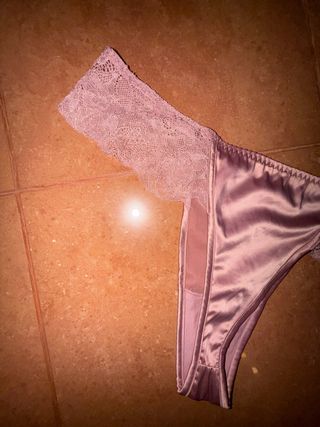 Brasiliana rosa raso e pizzo pull&bear 