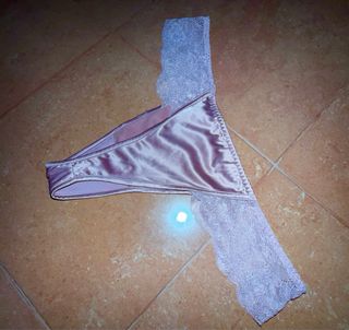 Brasiliana rosa raso e pizzo pull&bear 