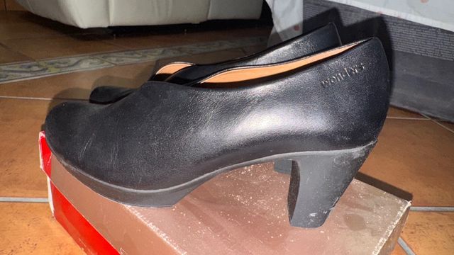 Zapatos tacón negros Wonders