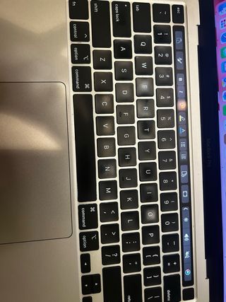 MacBook Pro 13" 2020 - Plata