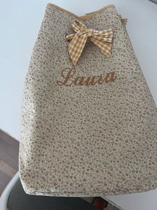 Mochila y neceser bordada Laura - Beige/Amarillo 