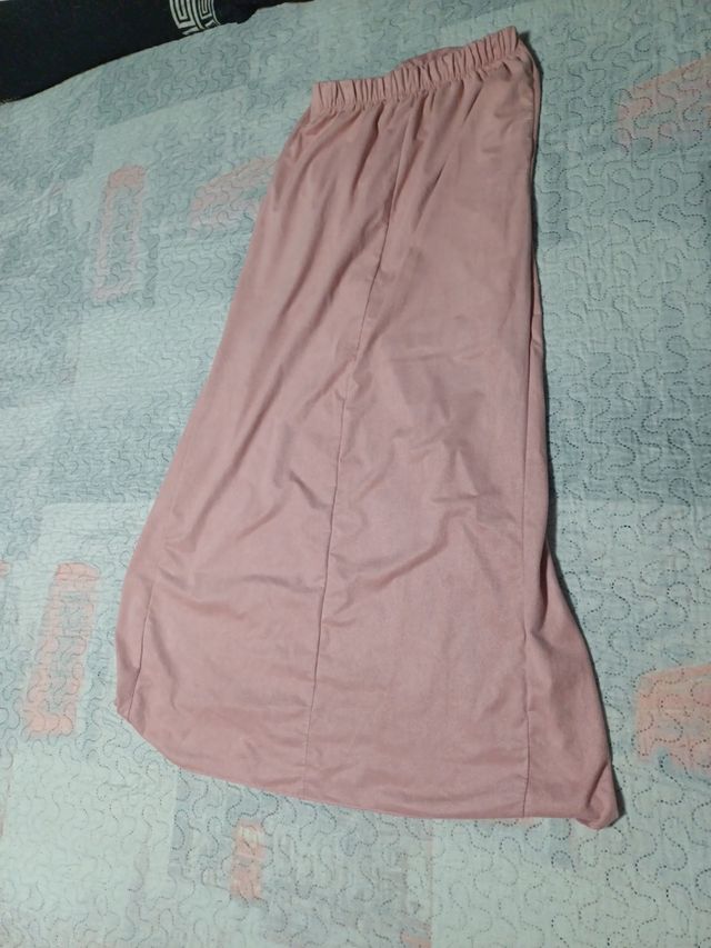 Falda larga rosa - abertura lateral