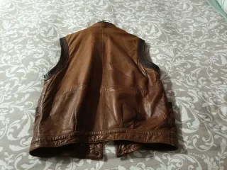 Chaleco piel marrón