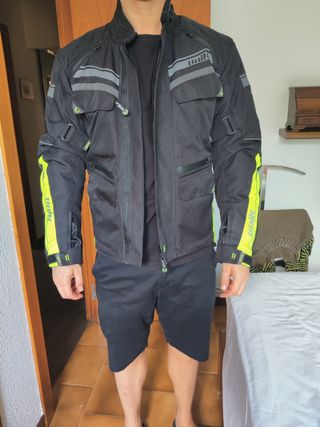 Chaqueta moto Unik negra c/protecciones