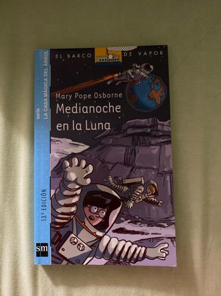 Medianoche en la Luna