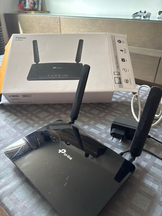 Router TP-Link Flybox (MR200)