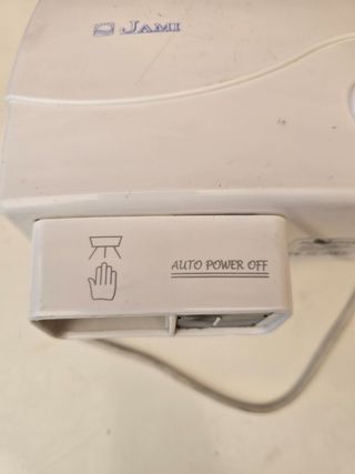 Secador de manos automático 