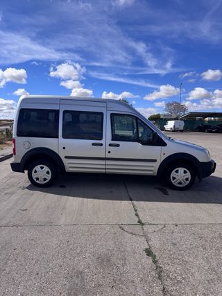 Ford Tourneo Connect 2005