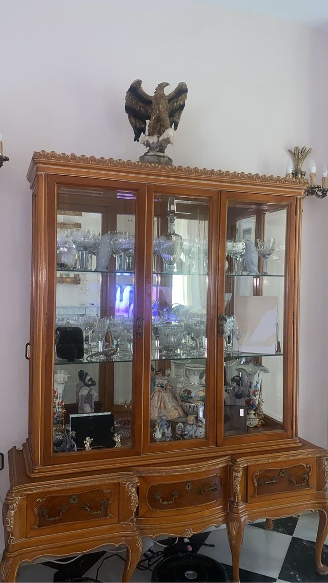 vitrina y muebles vintage