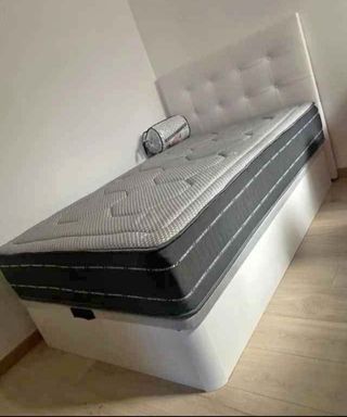 Cama madera + cabecero tapizado