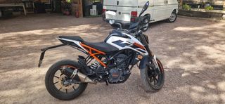 KTM DUKE 125