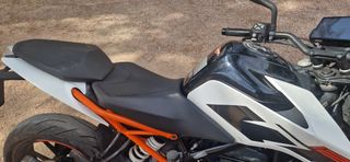KTM DUKE 125
