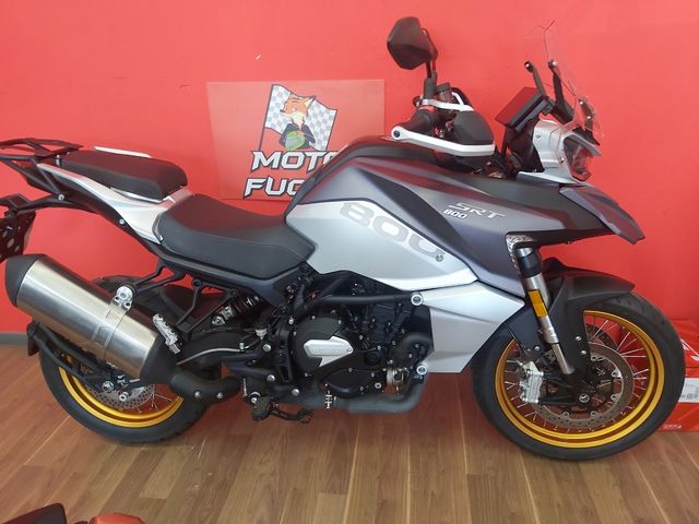 QJ Motor SRT 800 X - Moto