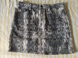 Minifalda Zara serpiente - Blanco/Negro
