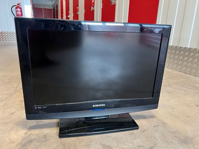 TV Samsung 26" negra