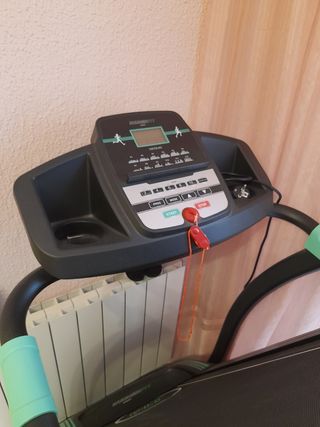 Cinta correr Cecotec Fit, prácticamente nueva