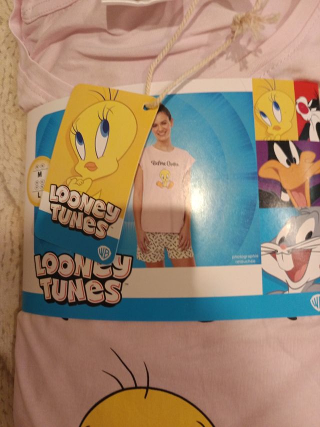 Pijama Looney Tunes - Talla M/L 40/42 Sin estrenar
