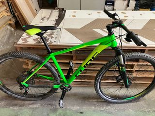 Bicicleta Cube montaña: ¡Impecable!