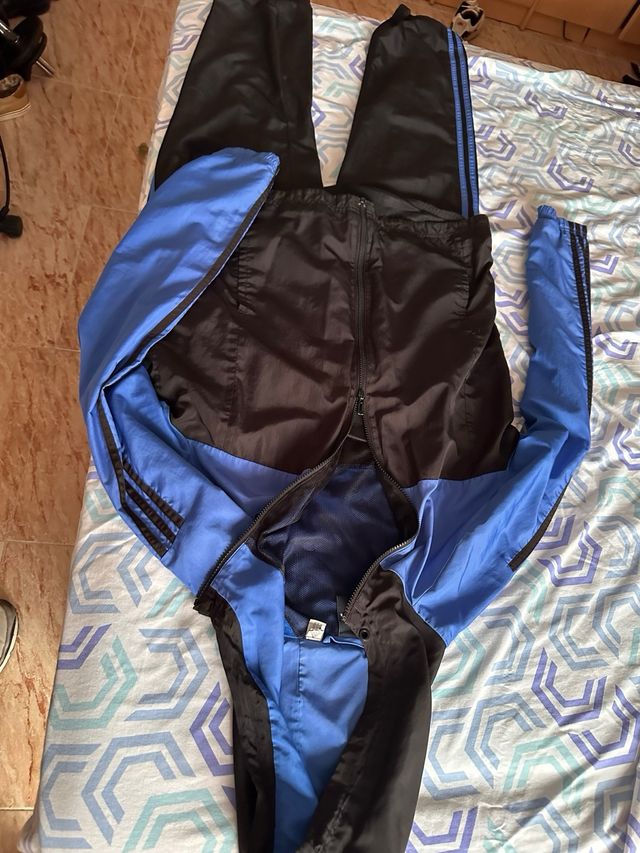 Chándal Adidas L (42-44/52-54)