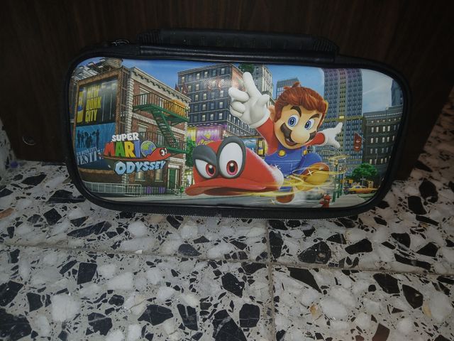 Nintendo Switch Azul & Rojo