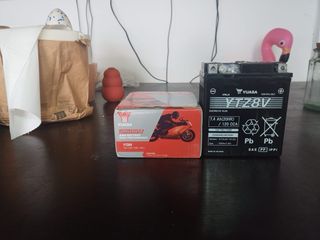 Batería moto Yuasa YTZ8V - NUEVA