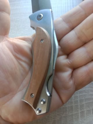 Cuchillo plegable madera inox