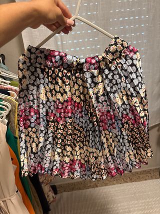 Falda plisada floral multicolor