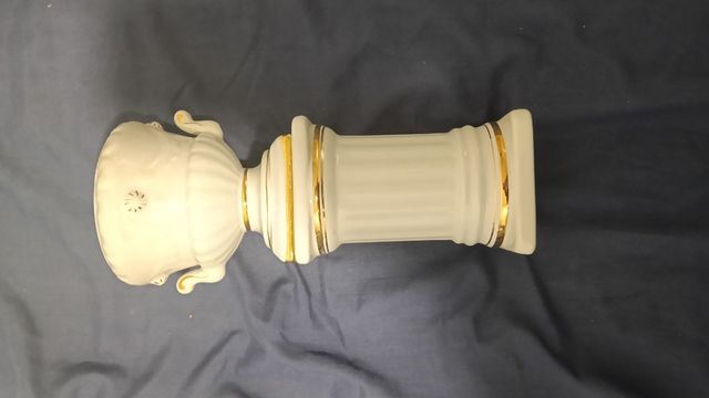 Jarrón porcelana dorado blanco