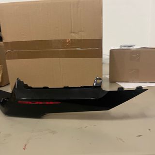 Honda Cb500F 77250-MJW-DF0ZF Tapa Trasera carenado