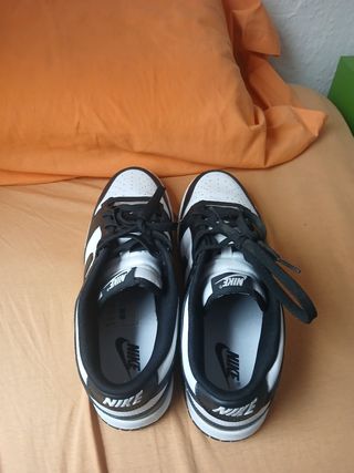 Nike Dunk - Zapatillas Negras y Blancas