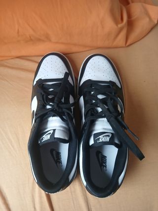 Nike Dunk - Zapatillas Negras y Blancas
