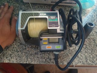 Carrete pesca eléctrico Ryobi AD101