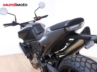 HUSQVARNA SVARTPILEN 801 