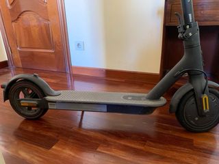 Patinete Xiaomi Essential muy buen estado 