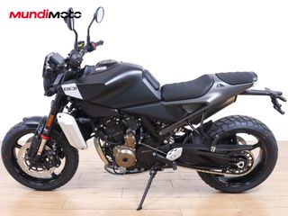 HUSQVARNA SVARTPILEN 801